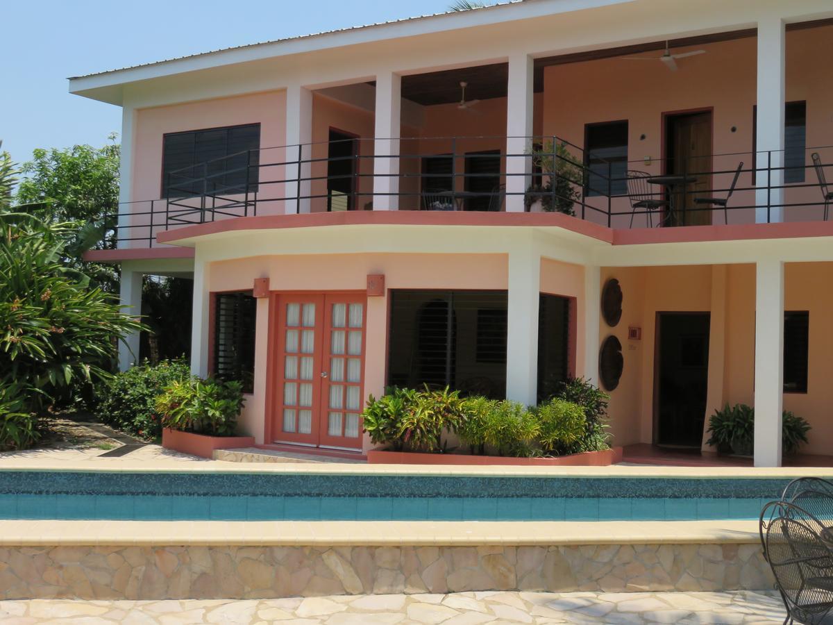 Bed and Breakfast Coral House Пунта-Горда Экстерьер фото